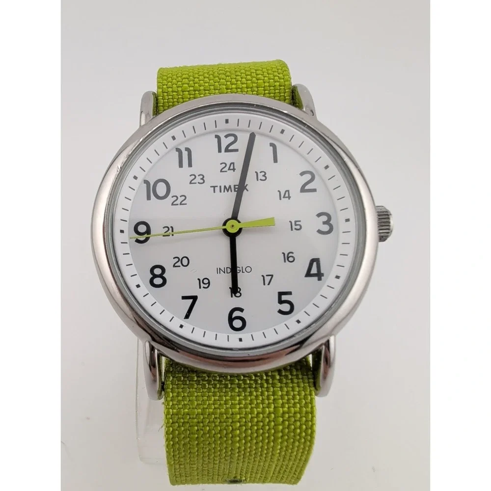Timex Weekender Indiglo Unisex Watch 38mm Case Green Band- New Battery